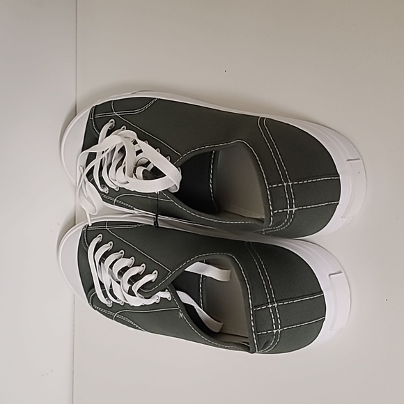 Brand new H&M Man's Essentials Canvas Sneakers Size 12 US. - Picture 2 of 6